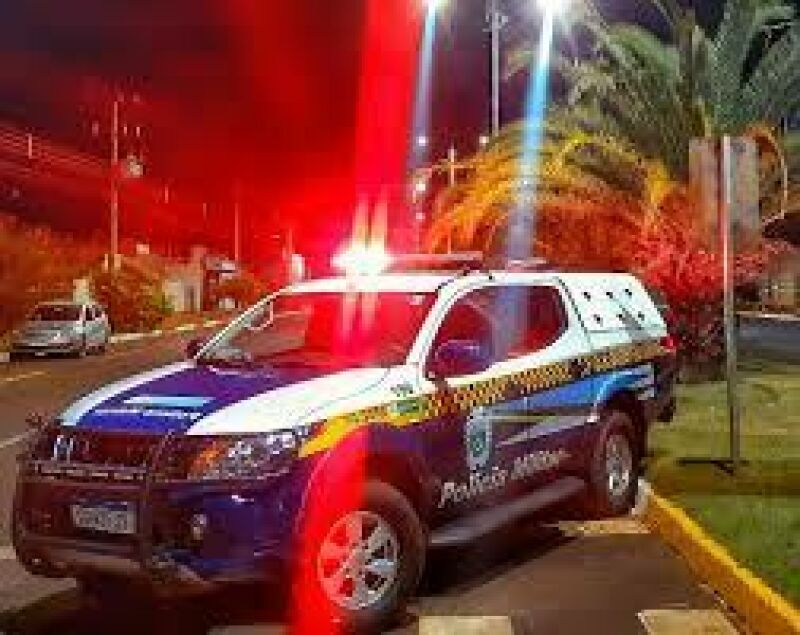 Ilustração da notícia Homem é agredido pelo enteado com serrote em Chapadão do Sul